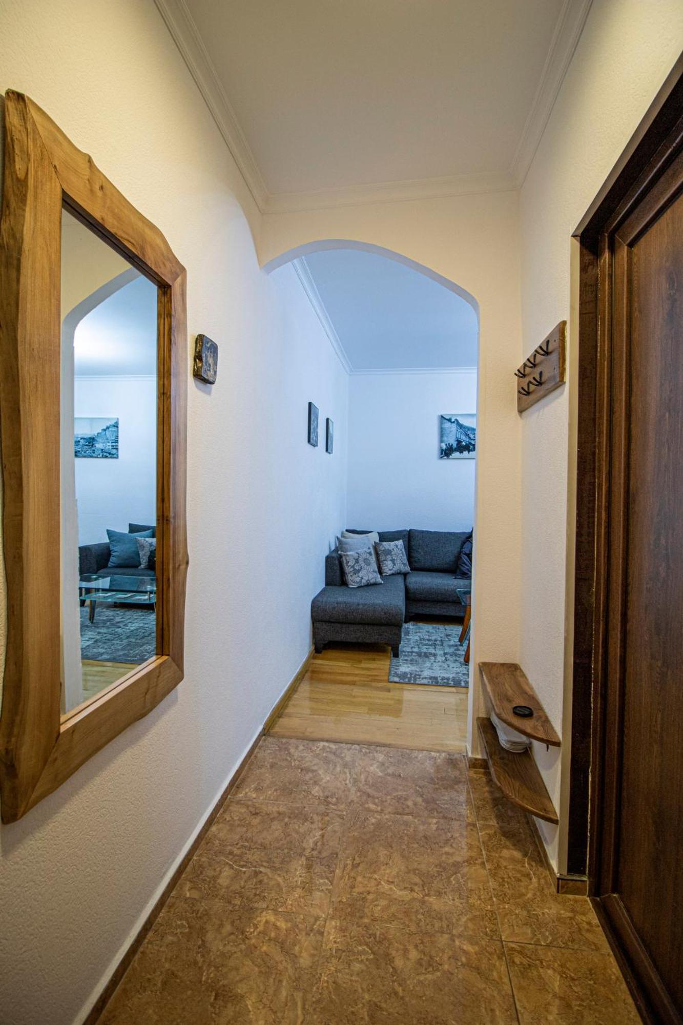 Cozy Apartment On Kostava Tbilisi Exterior photo